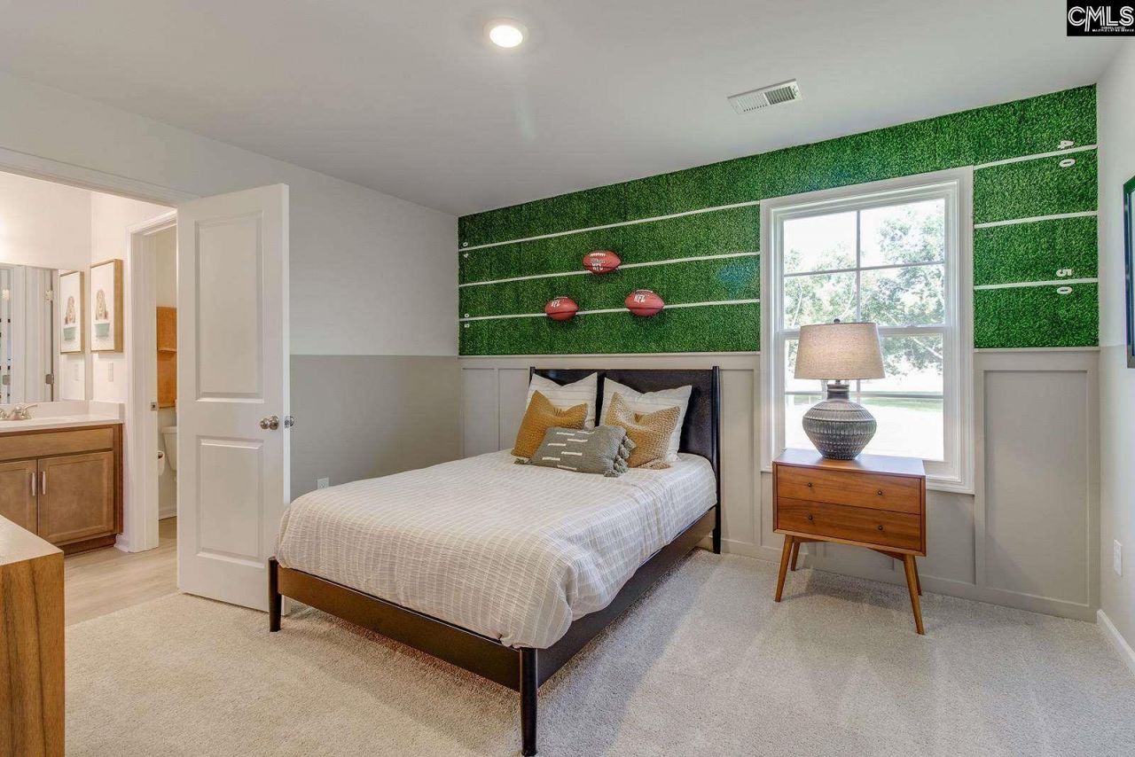 210 Denington Drive Photo 32