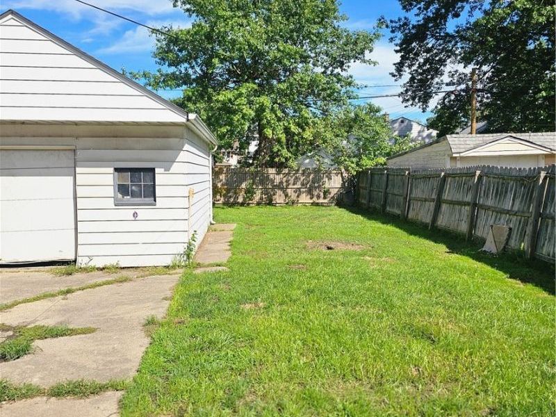 3900 Wetzel Avenue, Cleveland, OH 44109 Photo 23