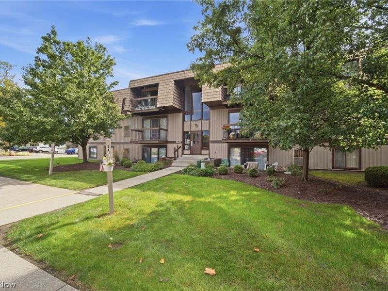 9620 Cove Drive, North Royalton, OH 44133 Photo 32
