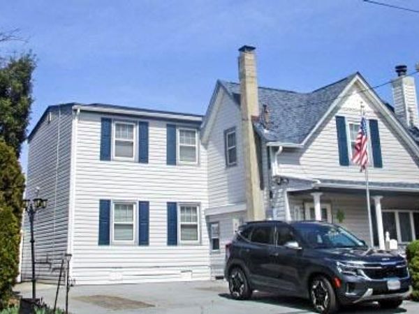 105 Wicks Lane , Malverne, NY 11565