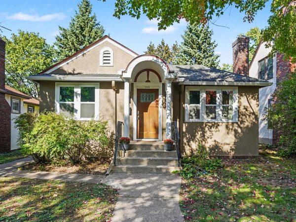 2115 Palace Avenue, Saint Paul, MN 55105
