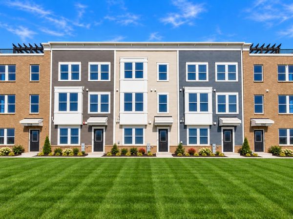 2671 Pratt Street, Unit 23149, Hoffman Estates, IL 60192