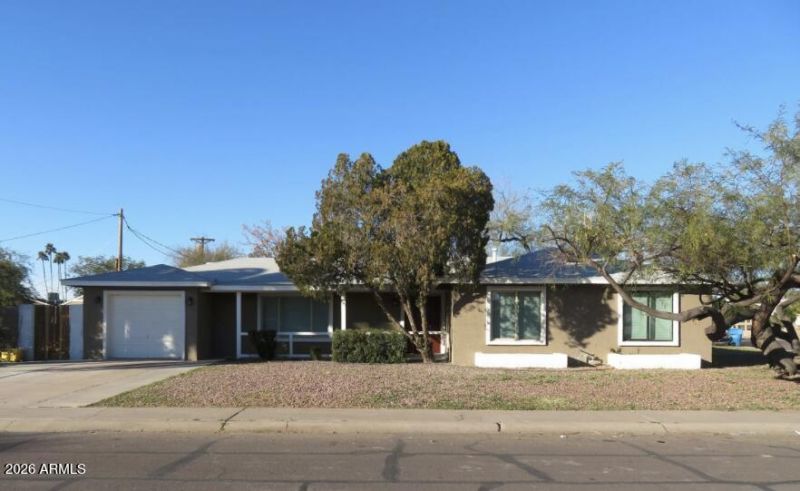 3922 W Verde Lane, Phoenix, AZ 85019 Main Photo