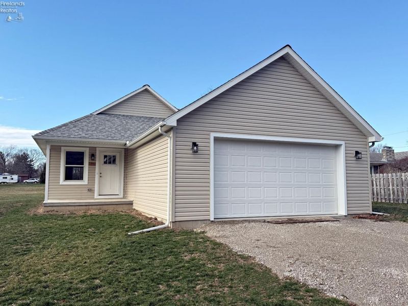 91 Elwood Street, Tiffin, OH 44883 Photo 2