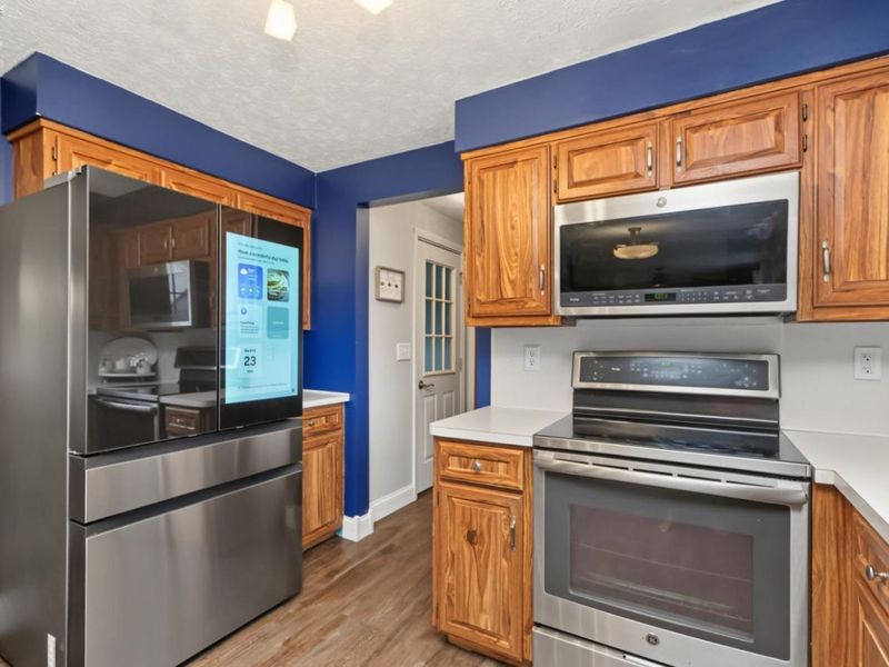 602 Linden Lane, Willard, OH 44890 Photo 11