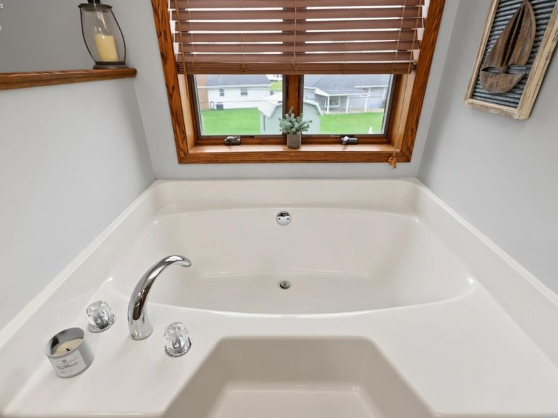 602 Linden Lane, Willard, OH 44890 Photo 22
