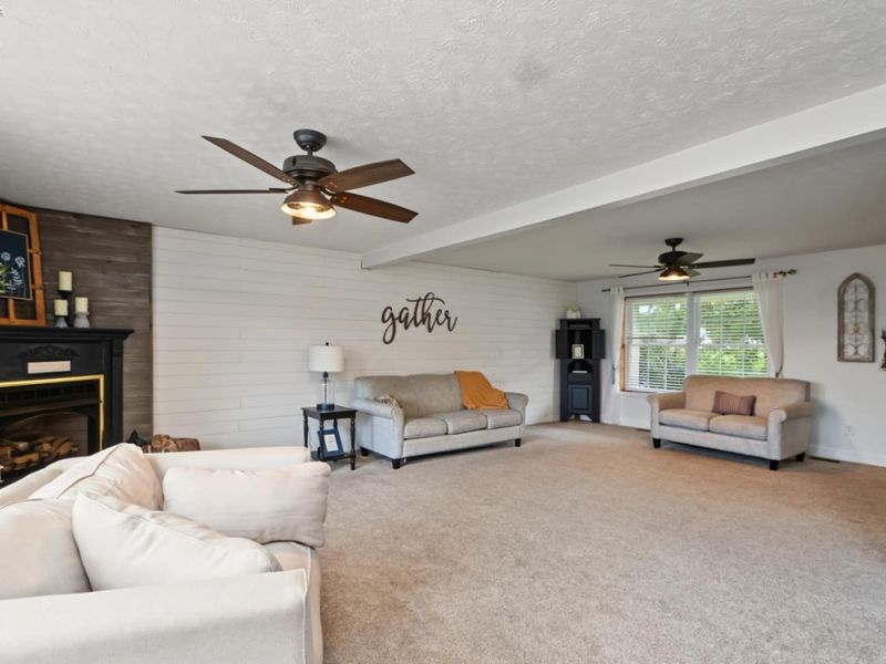 602 Linden Lane, Willard, OH 44890 Photo 5