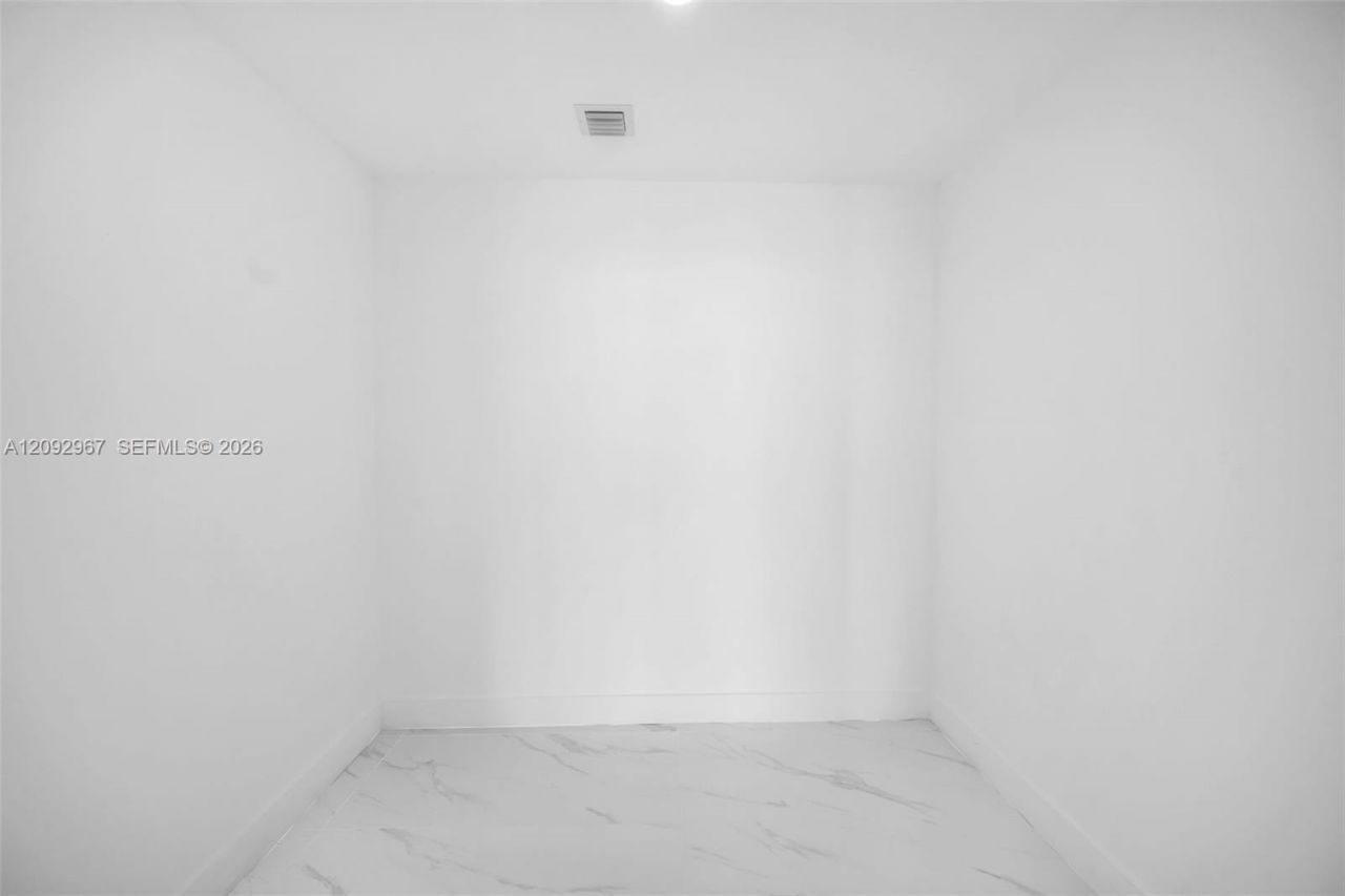 700 NE 24th St , Unit 4507, Miami, FL 33137 Photo