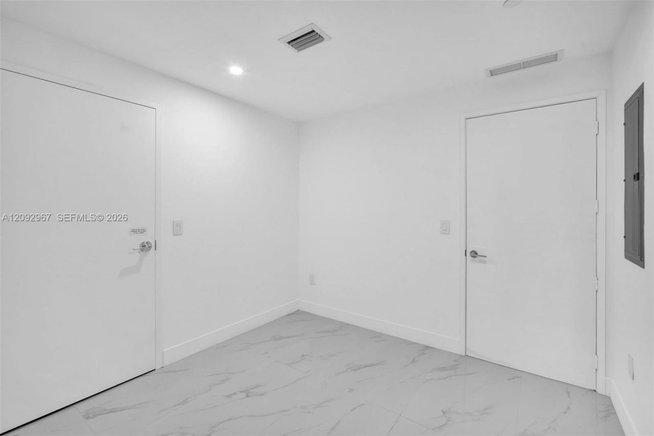700 NE 24th St , Unit 4507, Miami, FL 33137 Photo