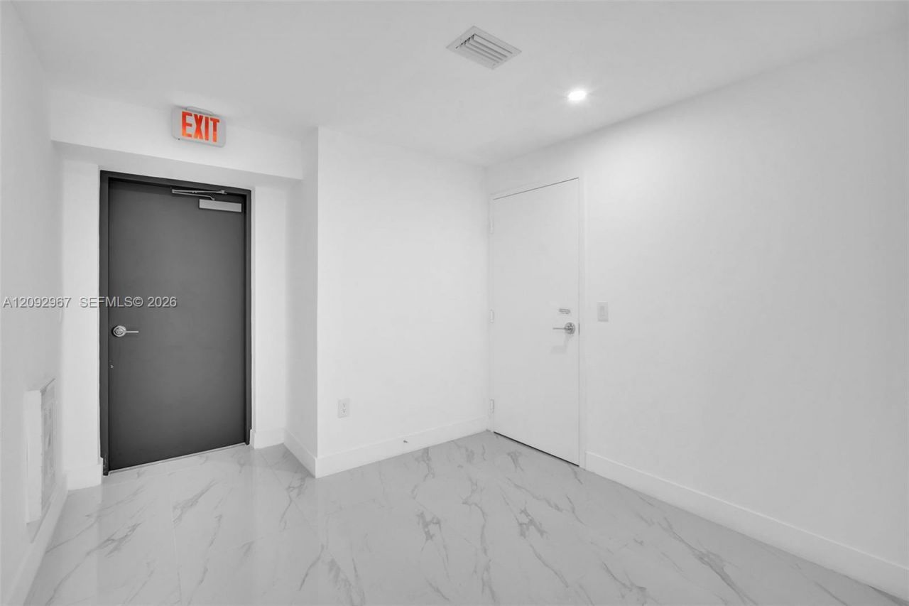 700 NE 24th St , Unit 4507, Miami, FL 33137 Photo