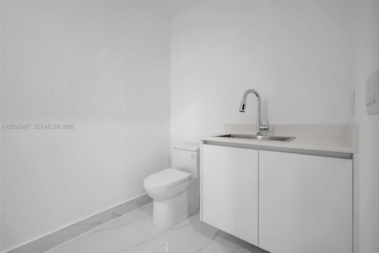 700 NE 24th St , Unit 4507, Miami, FL 33137 Photo