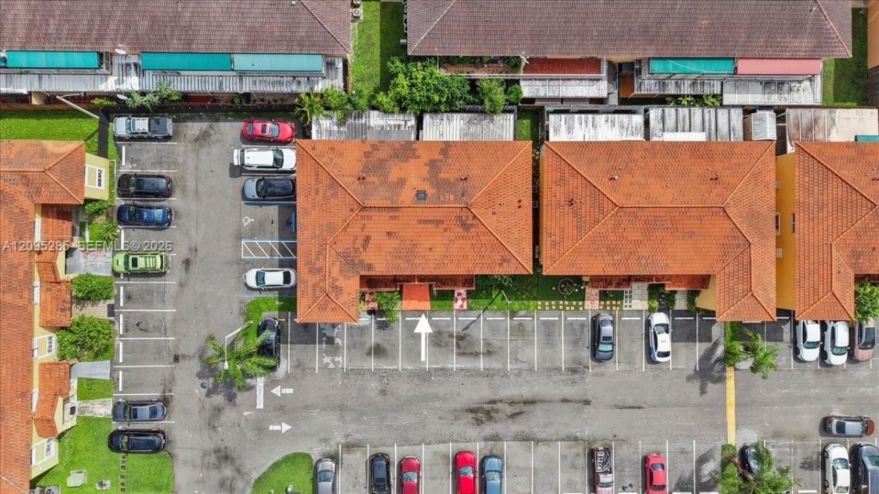 3554 W 80th St , Unit 202, Hialeah, FL 33018 Photo