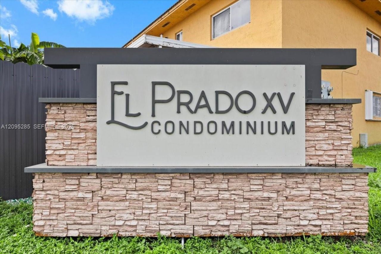 3554 W 80th St , Unit 202, Hialeah, FL 33018 Photo