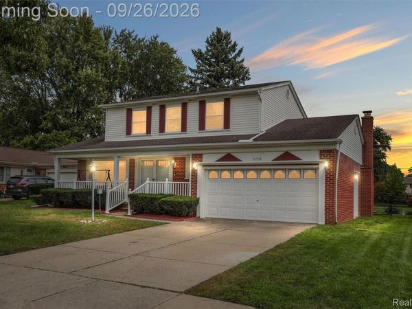 16316 Golfview Street, Livonia, Mi 48154