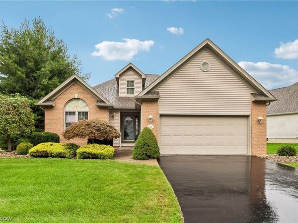 7007 Clingan Road , Unit 85, Poland, OH 44514