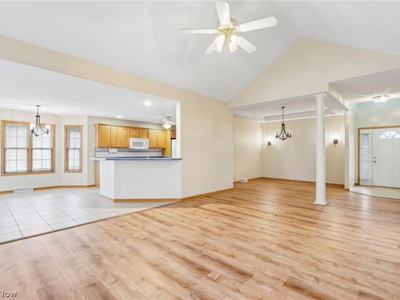 7007 Clingan Road, Unit 85, Poland, OH 44514 Photo 10