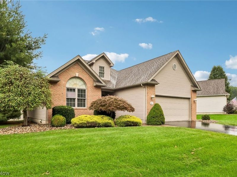 7007 Clingan Road, Unit 85, Poland, OH 44514 Photo 2