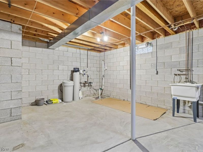 7007 Clingan Road, Unit 85, Poland, OH 44514 Photo 35