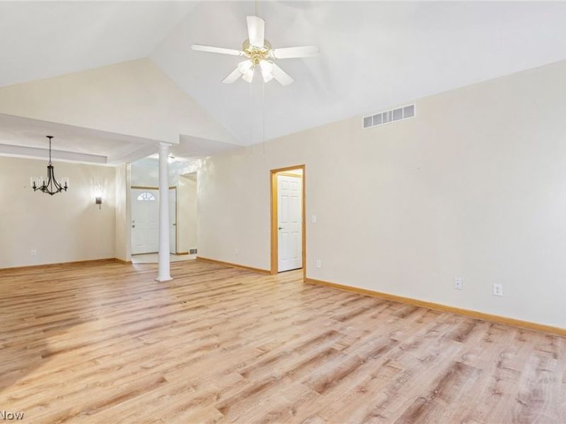 7007 Clingan Road, Unit 85, Poland, OH 44514 Photo 8