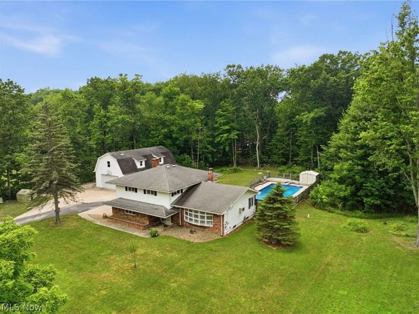 13034 Stratford Trail , Chesterland, OH 44026