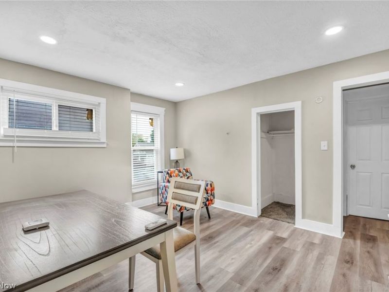 2235 E 101st Street, Cleveland, OH 44106 Photo 20