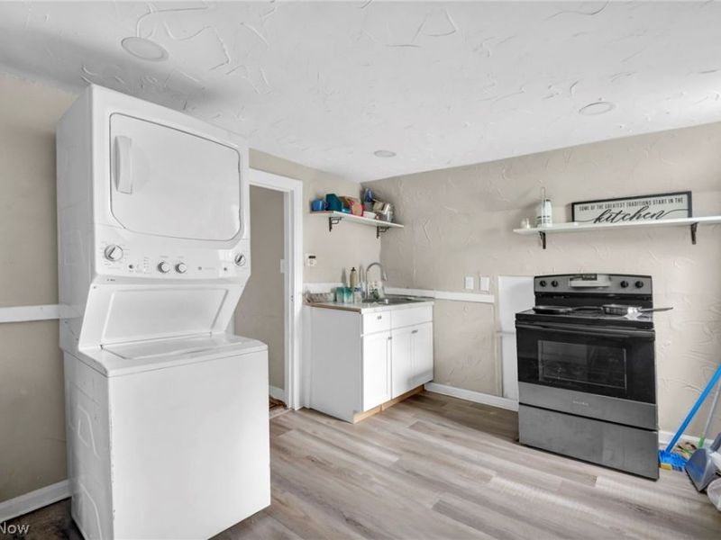 2235 E 101st Street, Cleveland, OH 44106 Photo 25