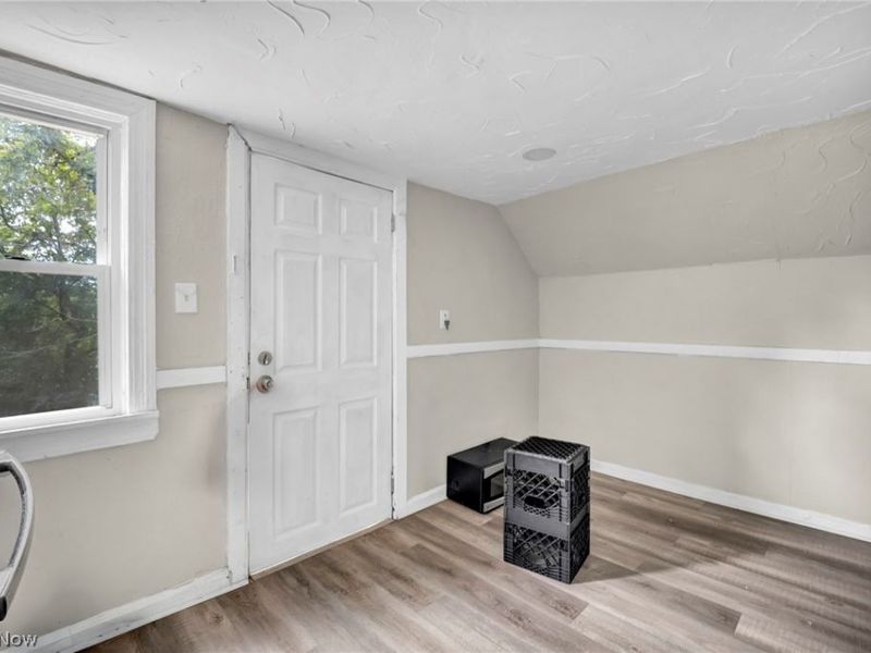 2235 E 101st Street, Cleveland, OH 44106 Photo 28