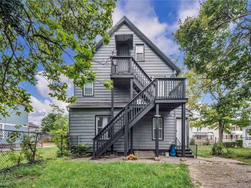 2235 E 101st Street, Cleveland, OH 44106 Photo 43