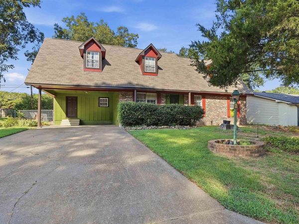 6 Meadowbrook Drive , Conway, AR 72032