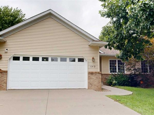 649 Tipperary Rd., Iowa City, IA 52246