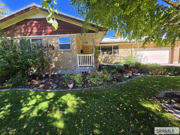 286 Pinon Drive, IDAHO FALLS, ID 83401