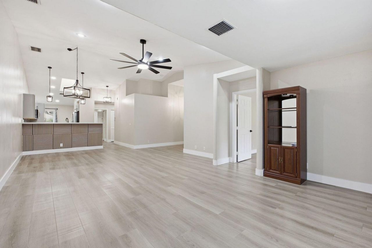 94 Sausalito Circle, Boynton Beach, FL 33436 Photo