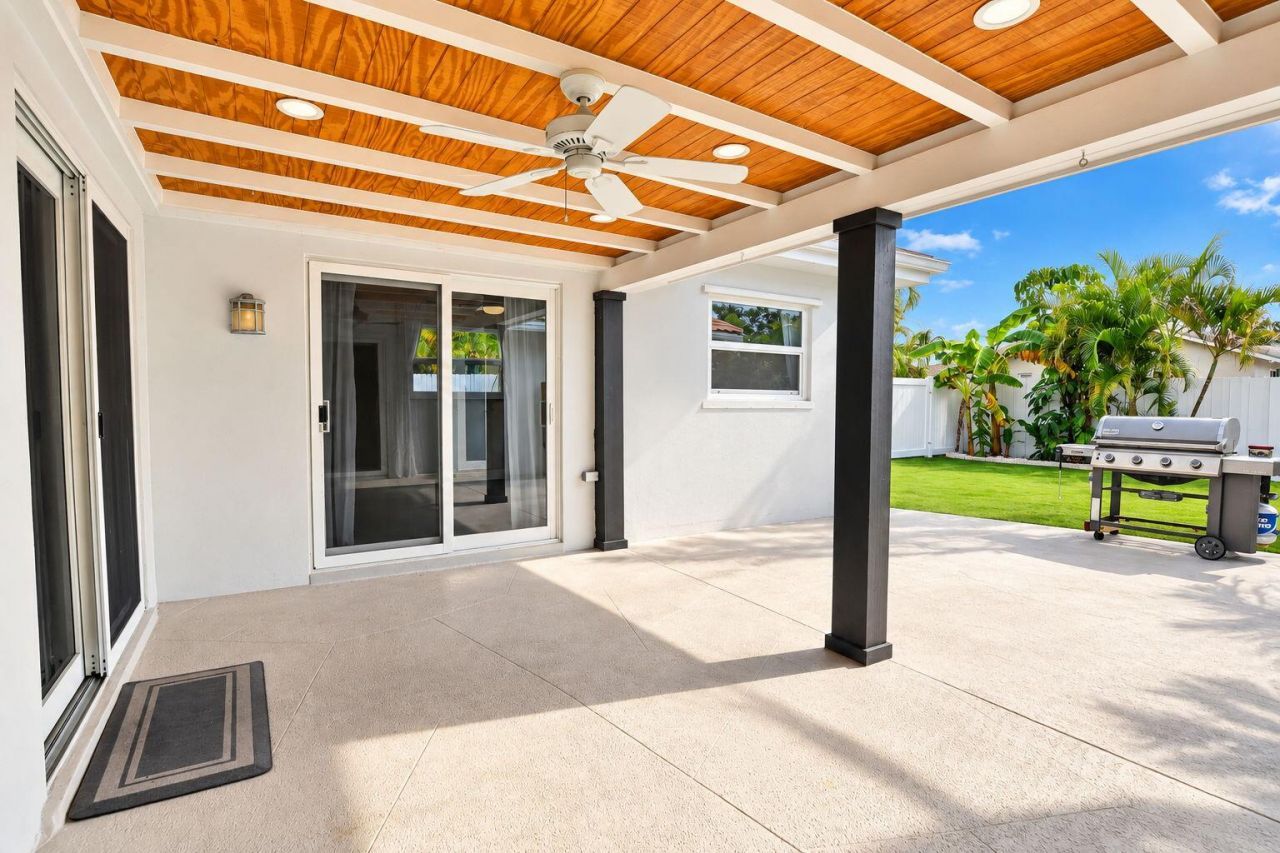 214 NE 25th Street, Boca Raton, FL 33431 Photo
