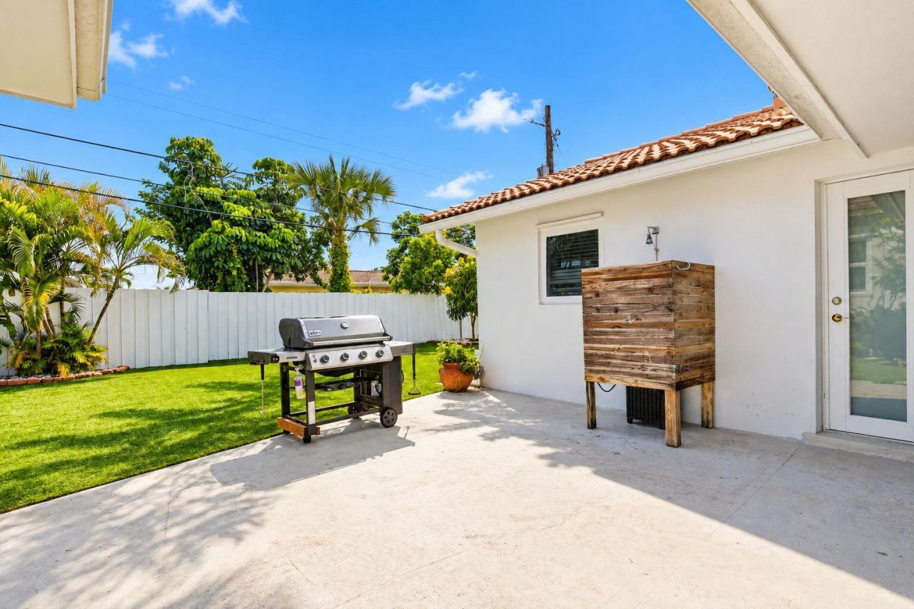 214 NE 25th Street, Boca Raton, FL 33431 Photo