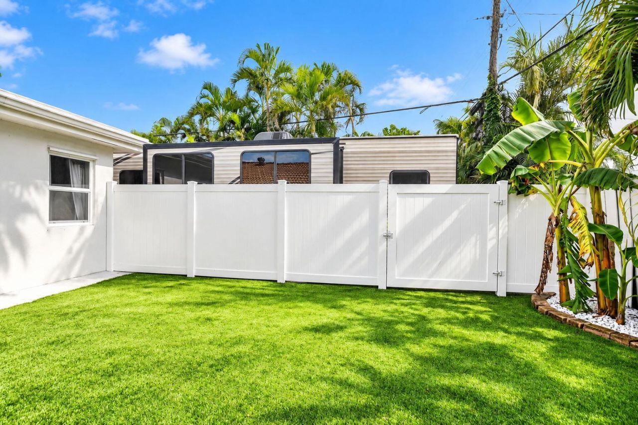 214 NE 25th Street, Boca Raton, FL 33431 Photo