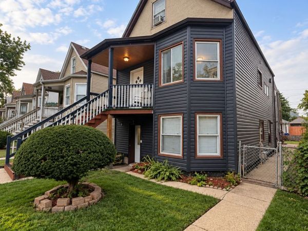 5014 W School Street , Unit G, Chicago, IL 60641