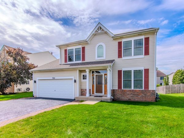 711 Silver Fox Drive , Joliet, IL 60431