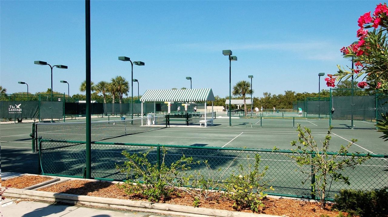 4802 Kestral Park Circle , Unit 22, Sarasota, FL 34231 Photo