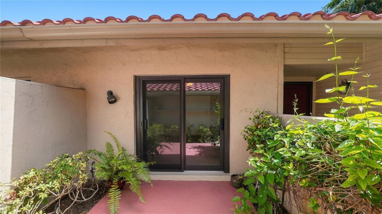 4802 Kestral Park Circle , Unit 22, Sarasota, FL 34231 Photo