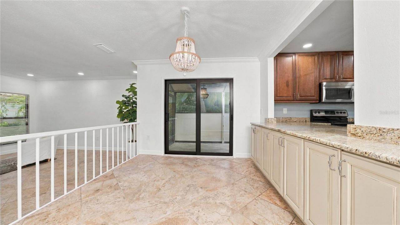 4802 Kestral Park Circle , Unit 22, Sarasota, FL 34231 Photo