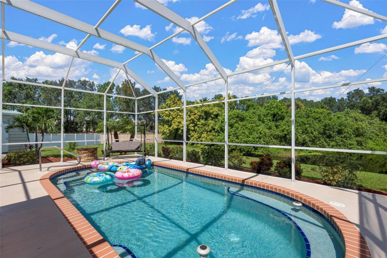 2411 49th Avenue E, Bradenton, FL 34203 Photo