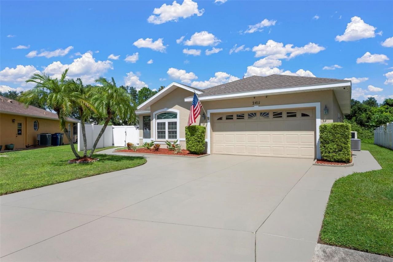 2411 49th Avenue E, Bradenton, FL 34203 Photo