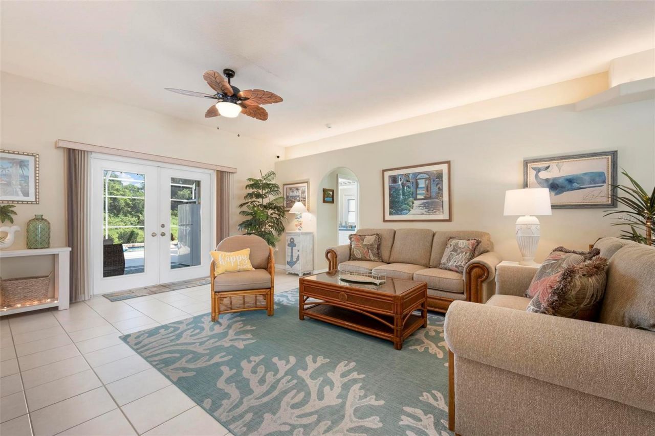 2411 49th Avenue E, Bradenton, FL 34203 Photo