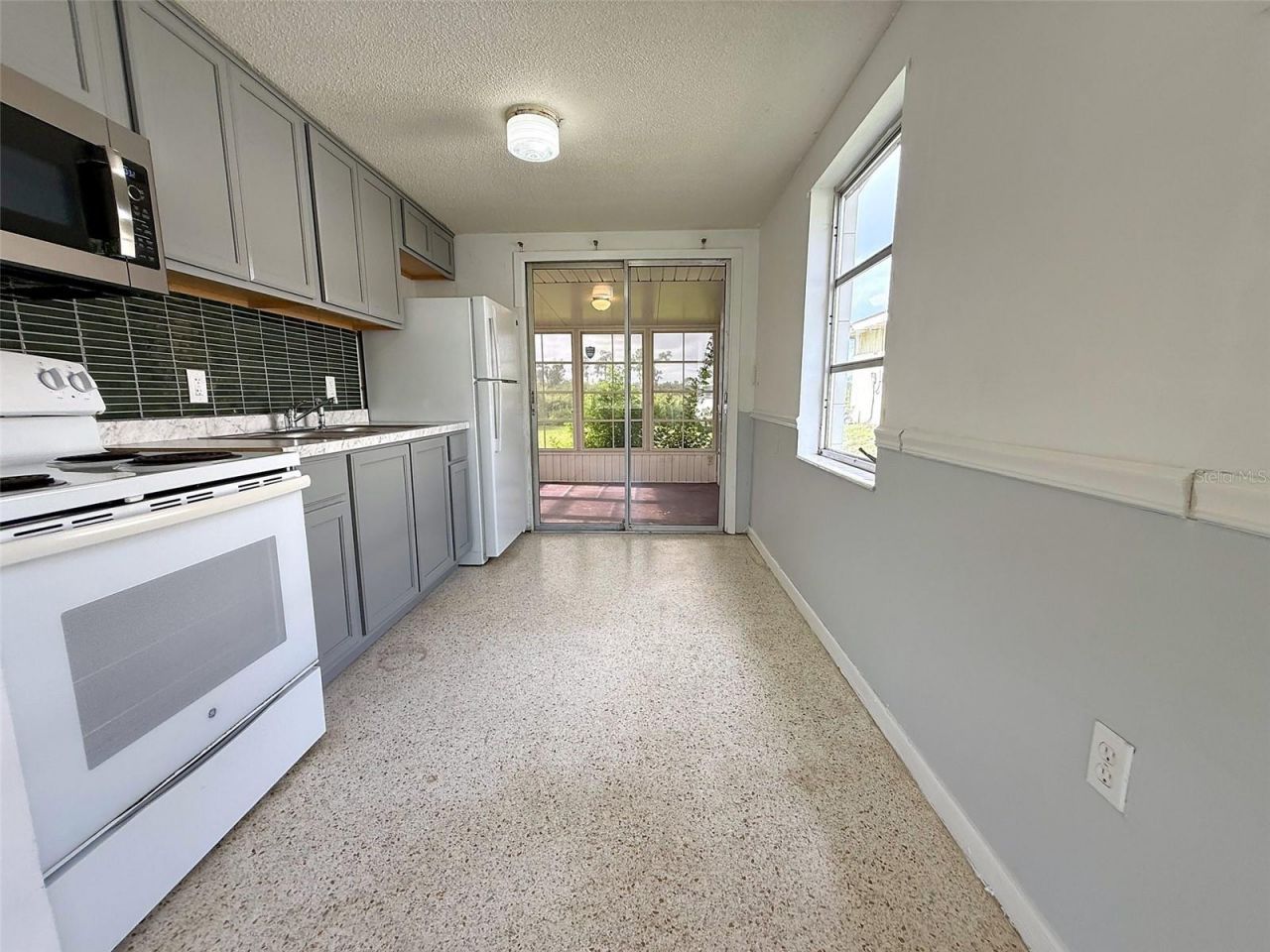 2619 Pompano Drive , Sebring, FL 33870 Photo