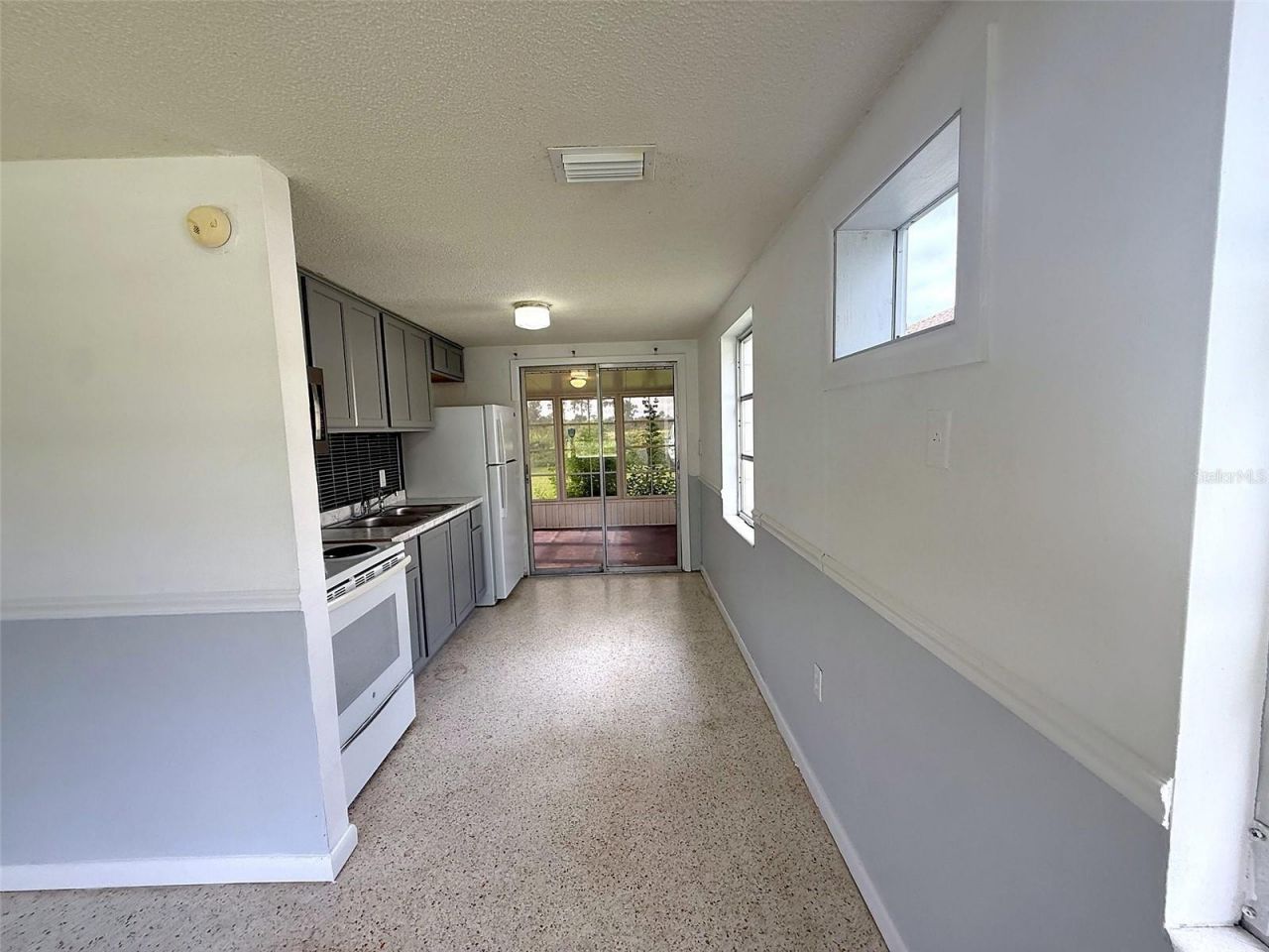 2619 Pompano Drive , Sebring, FL 33870 Photo