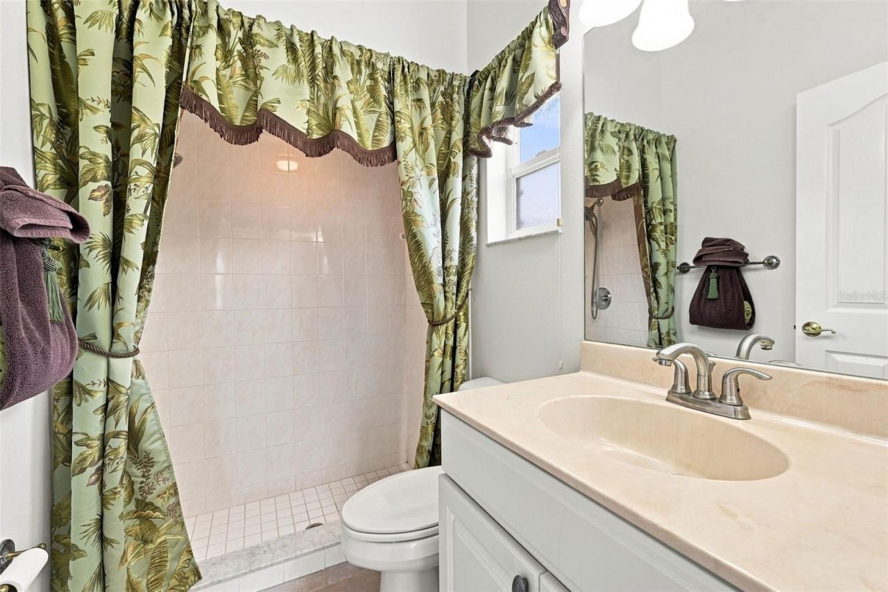 2103 Boot Lake Circle , Tampa, FL 33612 Photo