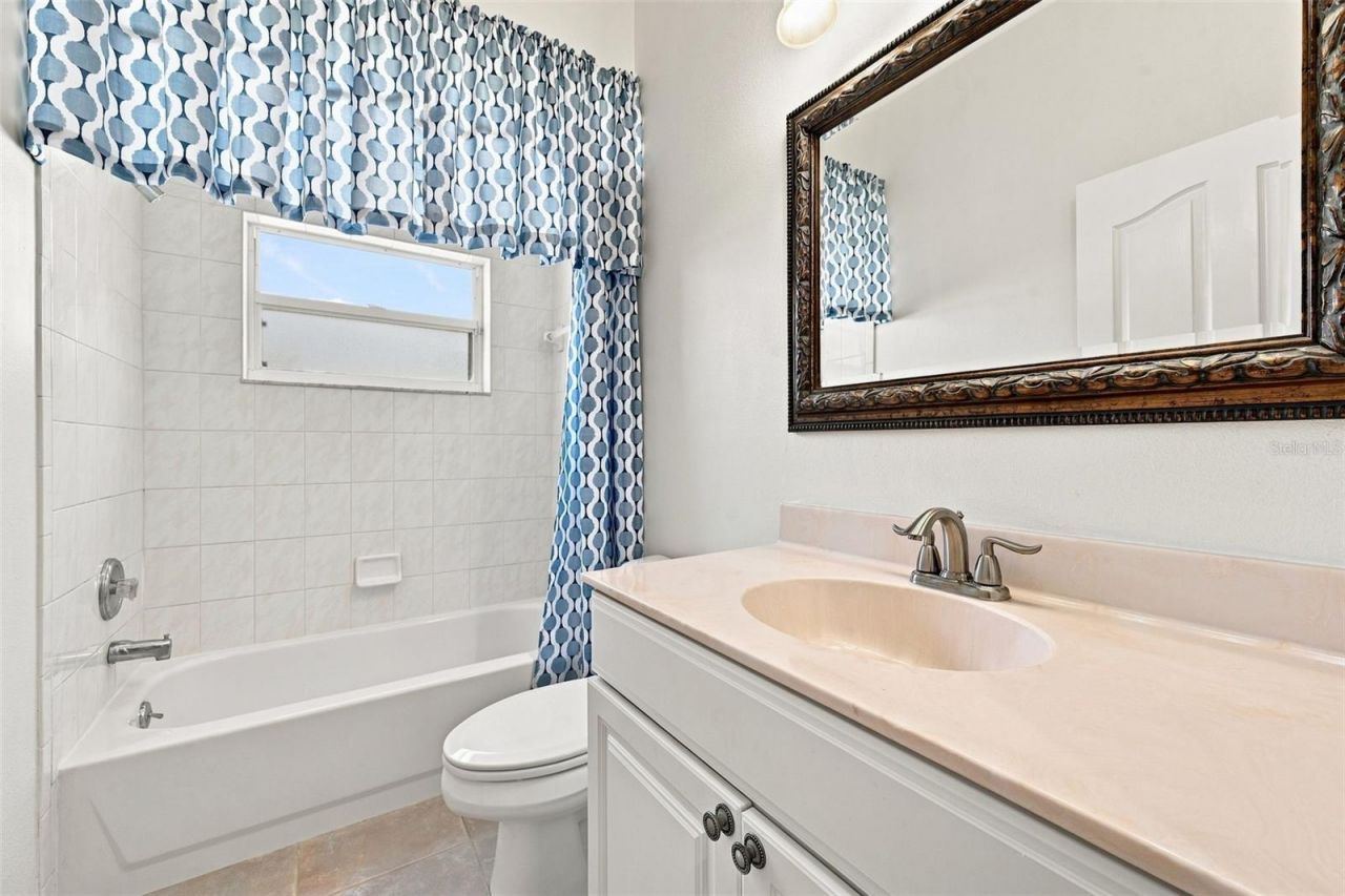2103 Boot Lake Circle , Tampa, FL 33612 Photo