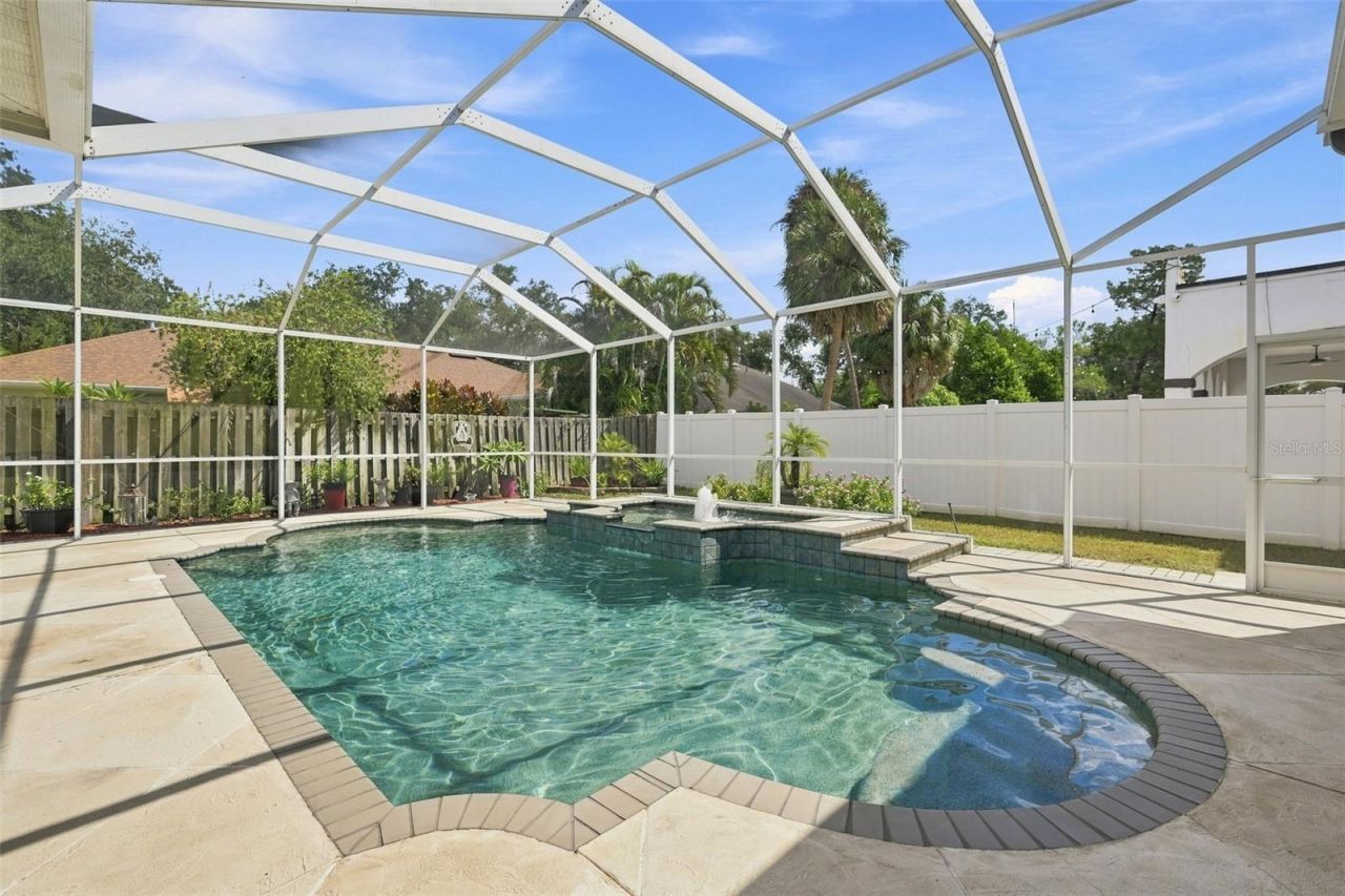 2103 Boot Lake Circle , Tampa, FL 33612 Photo