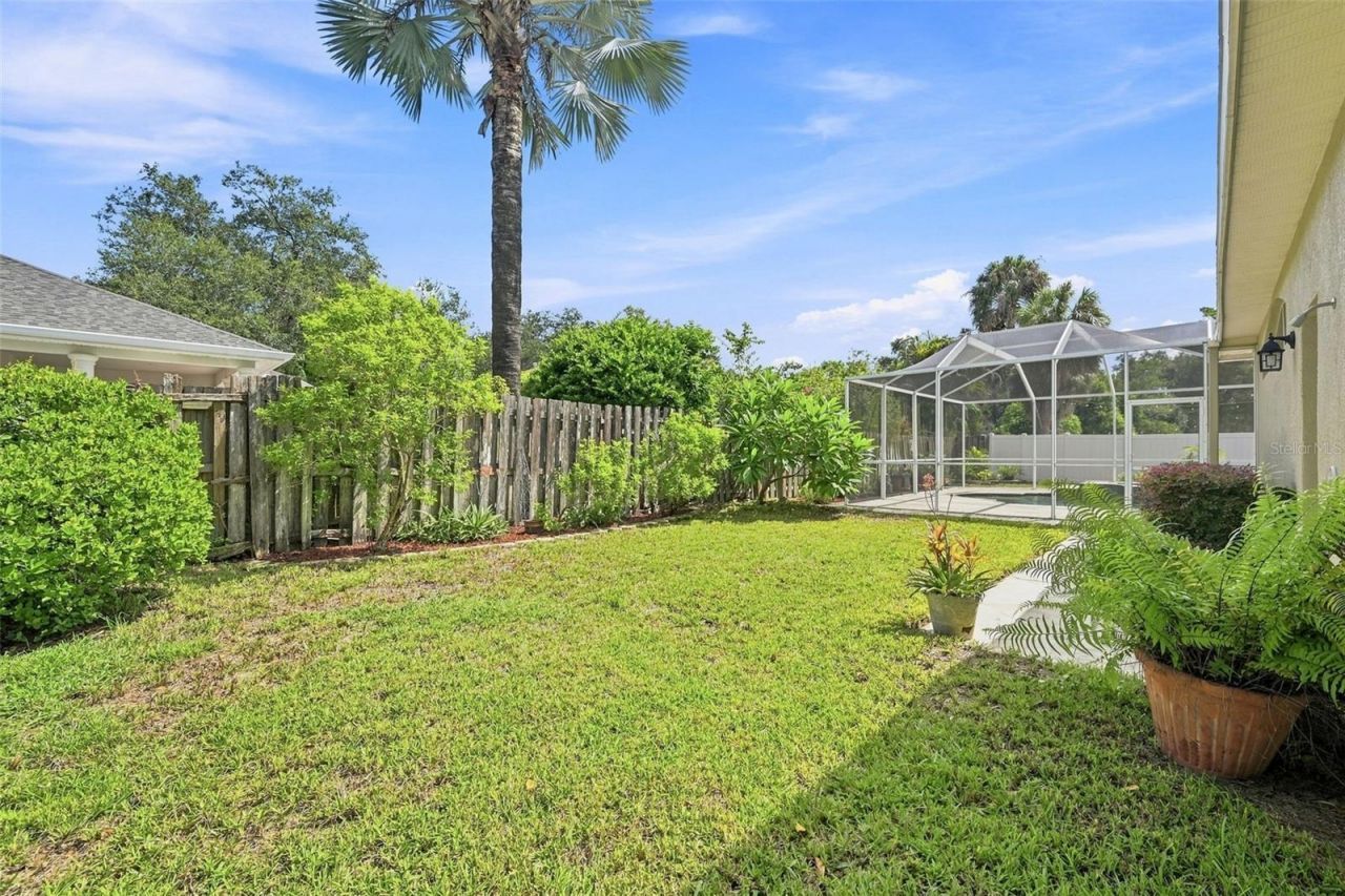 2103 Boot Lake Circle , Tampa, FL 33612 Photo