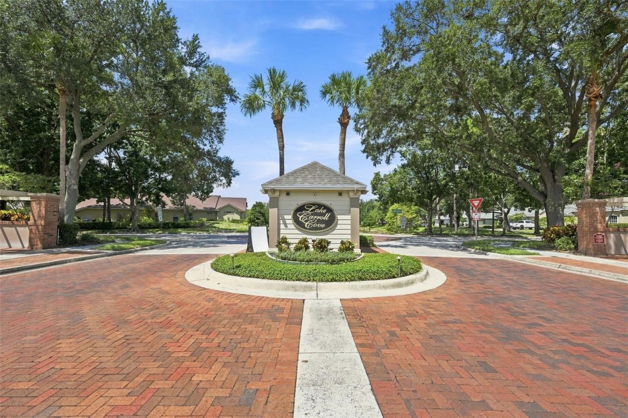 2103 Boot Lake Circle , Tampa, FL 33612 Photo
